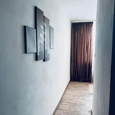 Sparrow Apartmens 3 Apartamento Košice