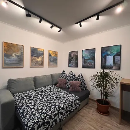 Sparrow Apartmens 3 Кошице